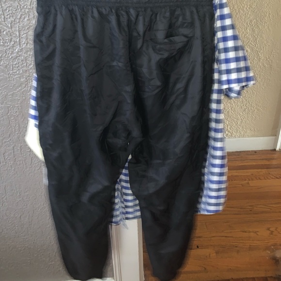 Men’s Nike Woven Tech Pants - Picture 2 of 4